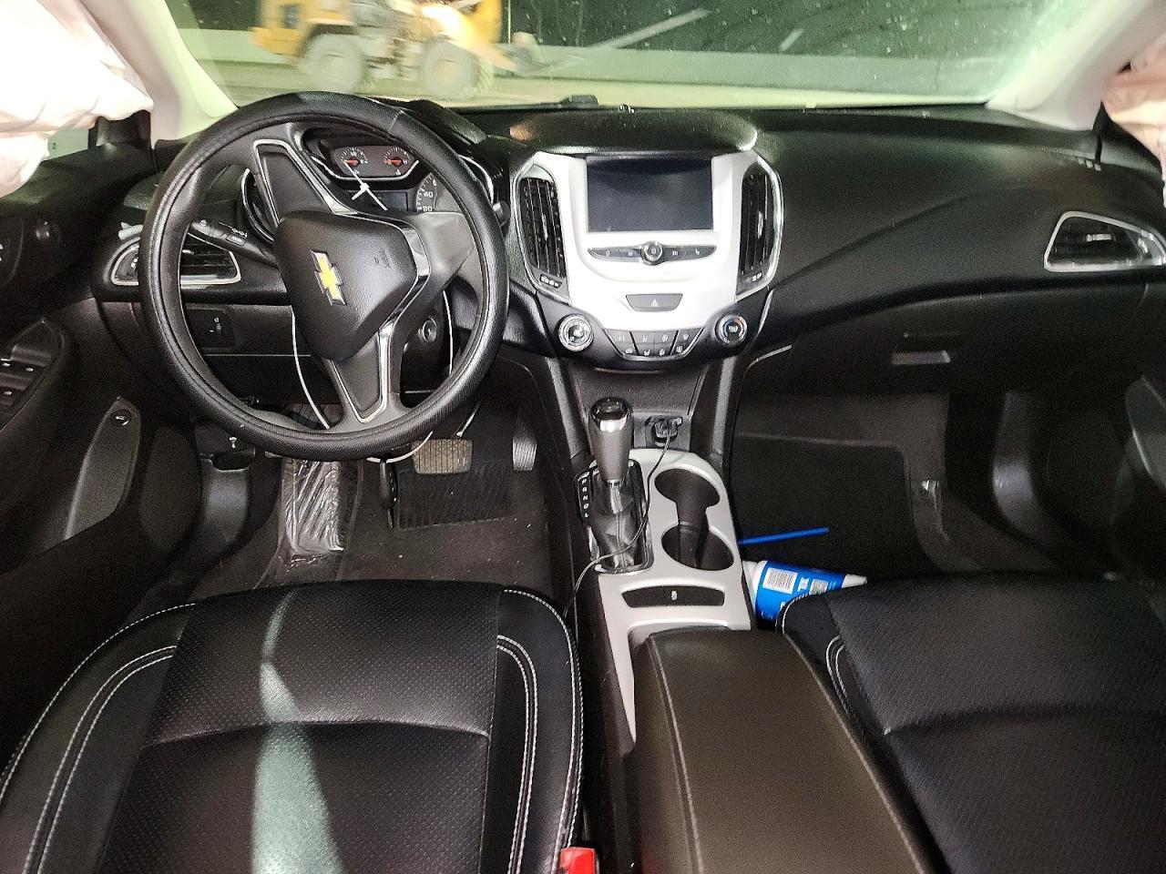 2018 Chevrolet Cruze Ls - zdjęcie 8