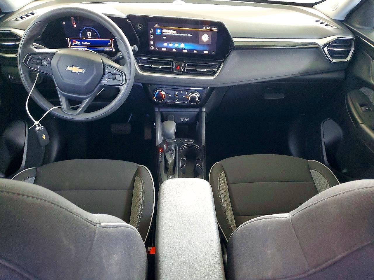 2025 Chevrolet Trailblazer Lt - zdjęcie 8