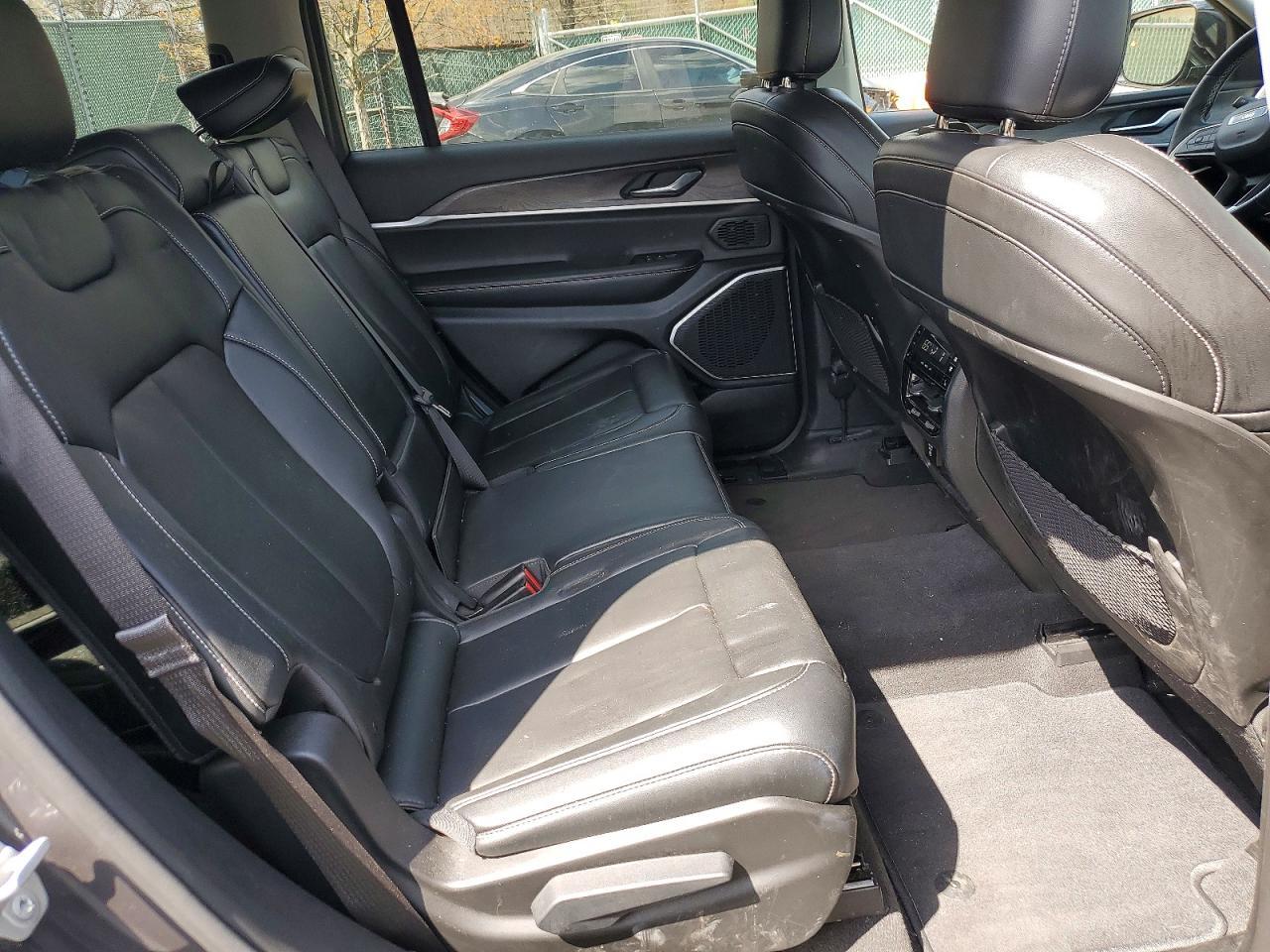 2021 Jeep Grand Cherokee L Limited - zdjęcie 10