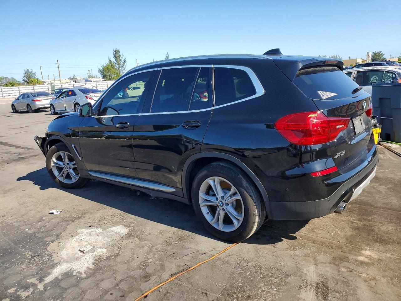 2019 BMW X3 Sdrive30I - zdjęcie 2