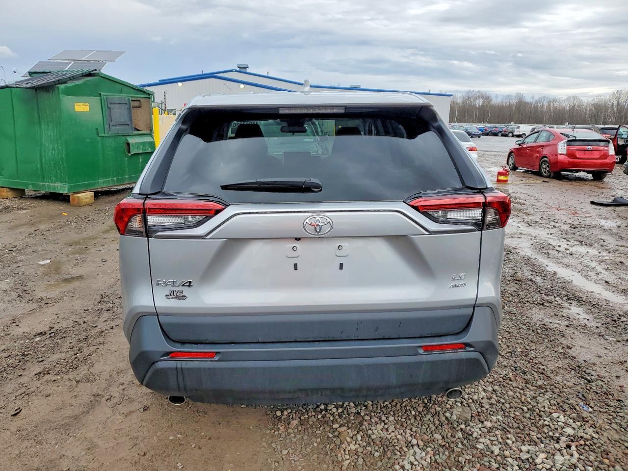 2025 Toyota Rav4 Le - zdjęcie 6