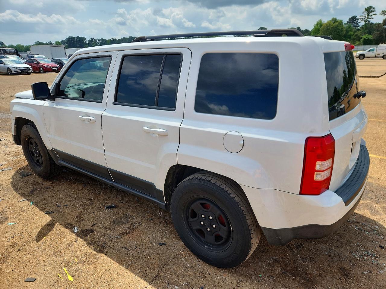 2014 Jeep Patriot Sport - zdjęcie 2
