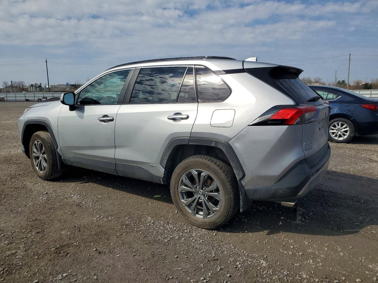 2022 Toyota Rav4 Limited - zdjęcie 2