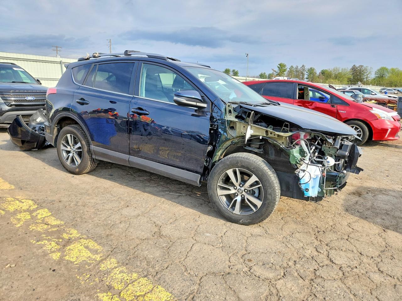 2017 Toyota Rav4 Xle - zdjęcie 4