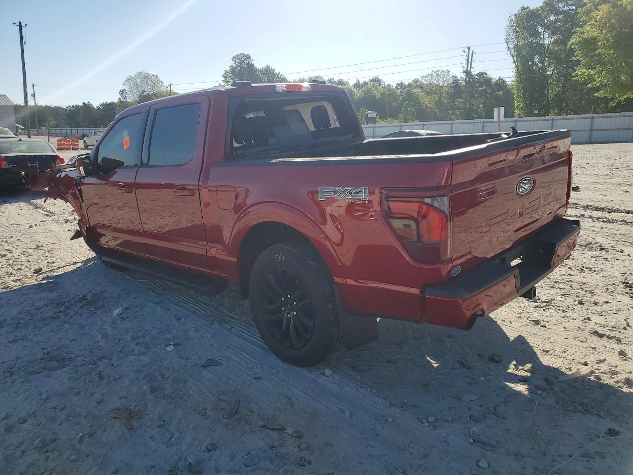 2025 Ford F150 Lariat - zdjęcie 2