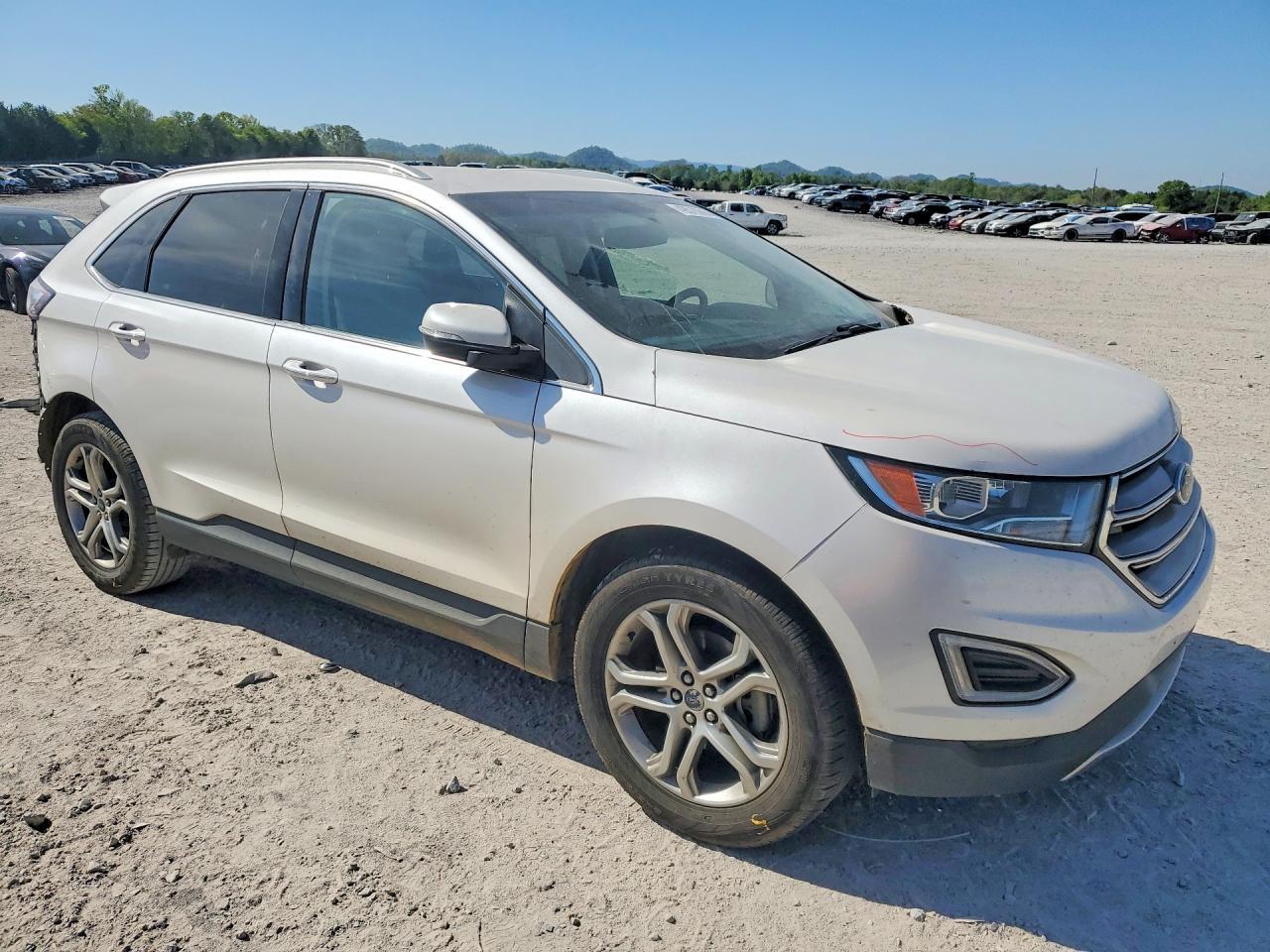 2016 Ford Edge Titanium - zdjęcie 4