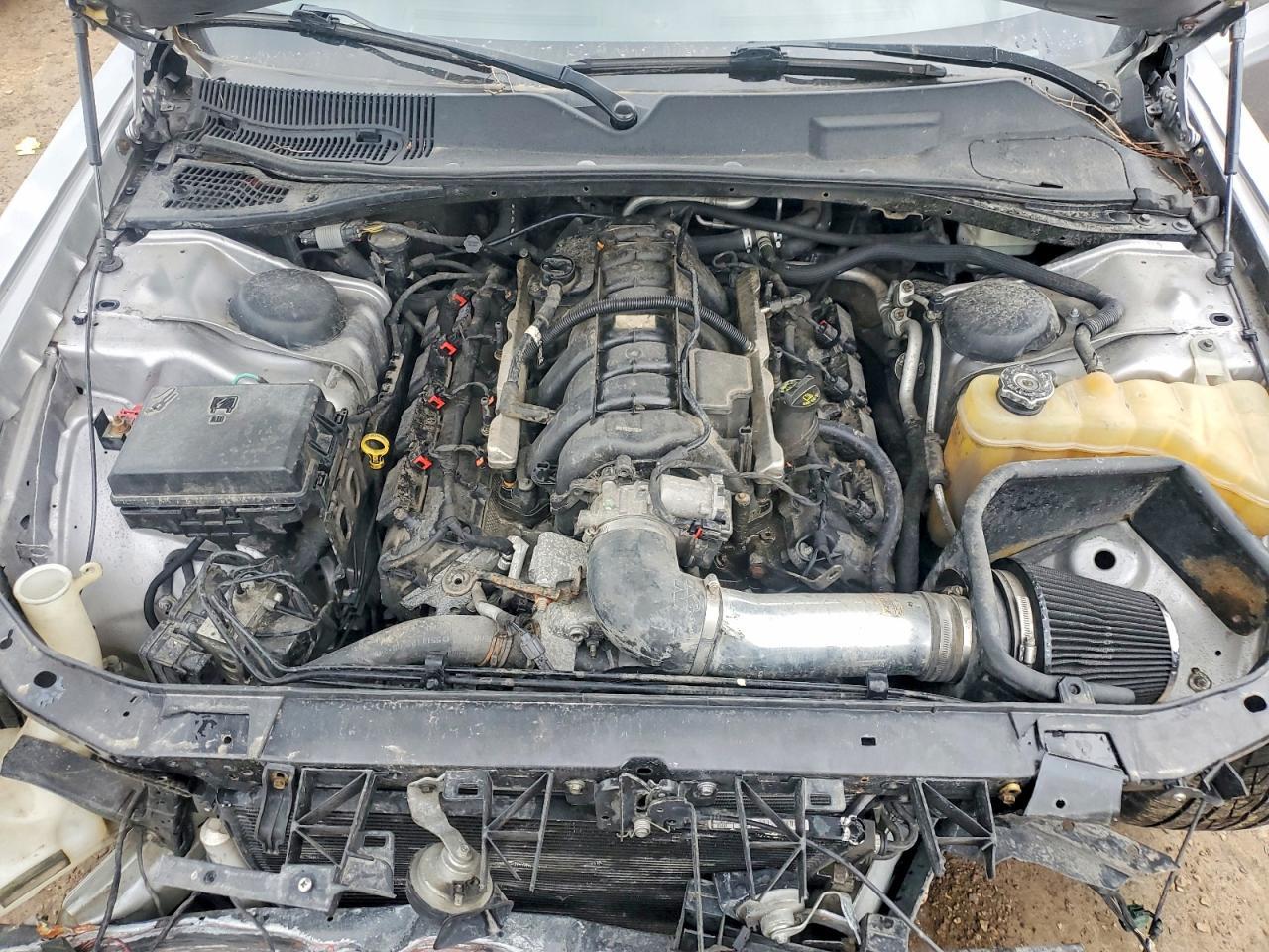 2014 Dodge Challenger R - zdjęcie 11