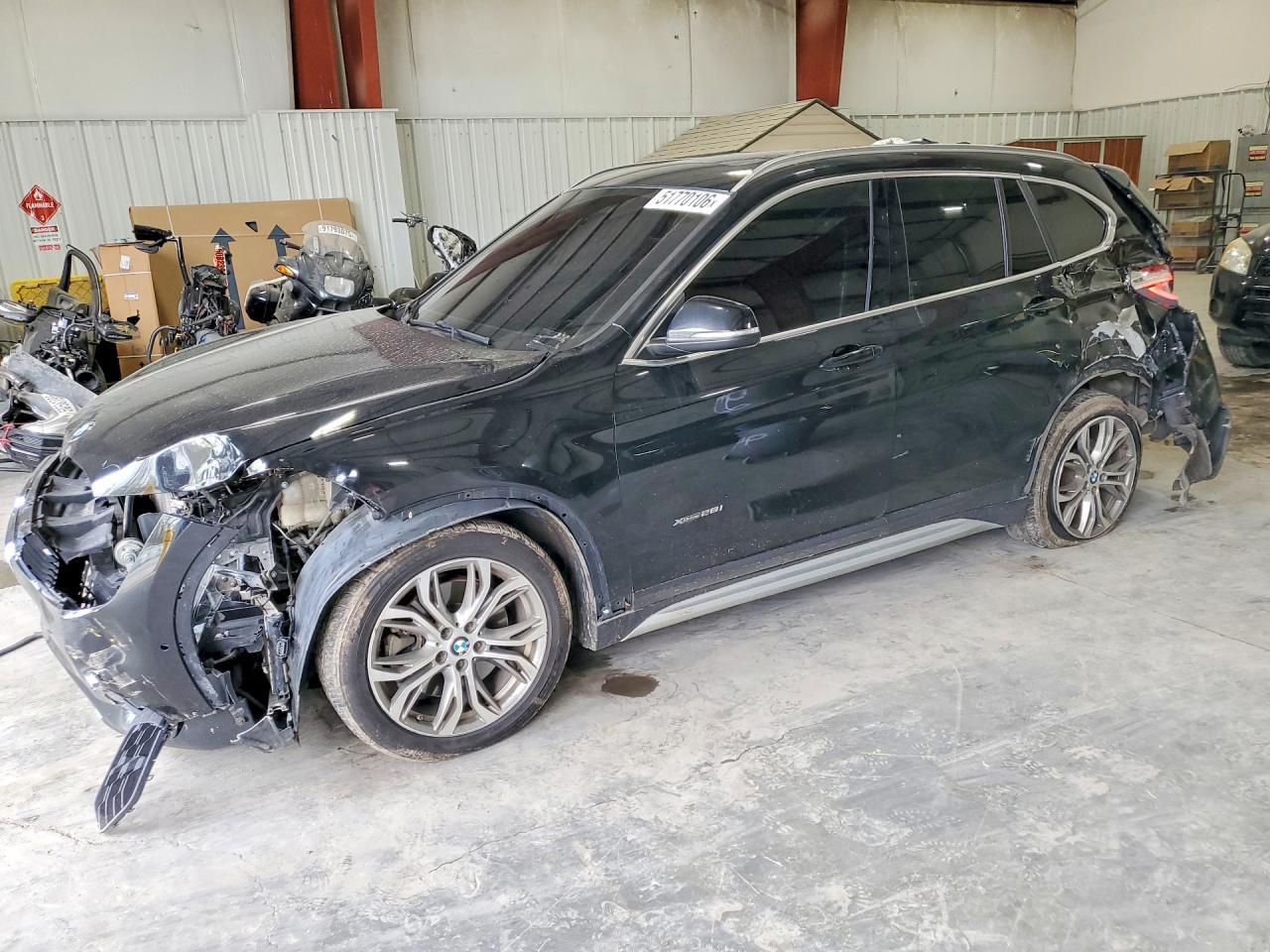BMW X1 - zdjęcie 1