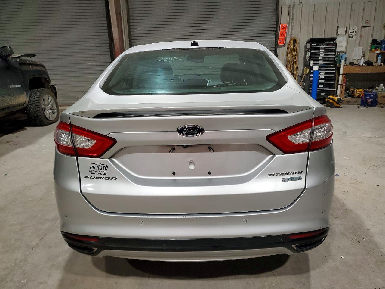 2014 Ford Fusion Titanium - zdjęcie 6