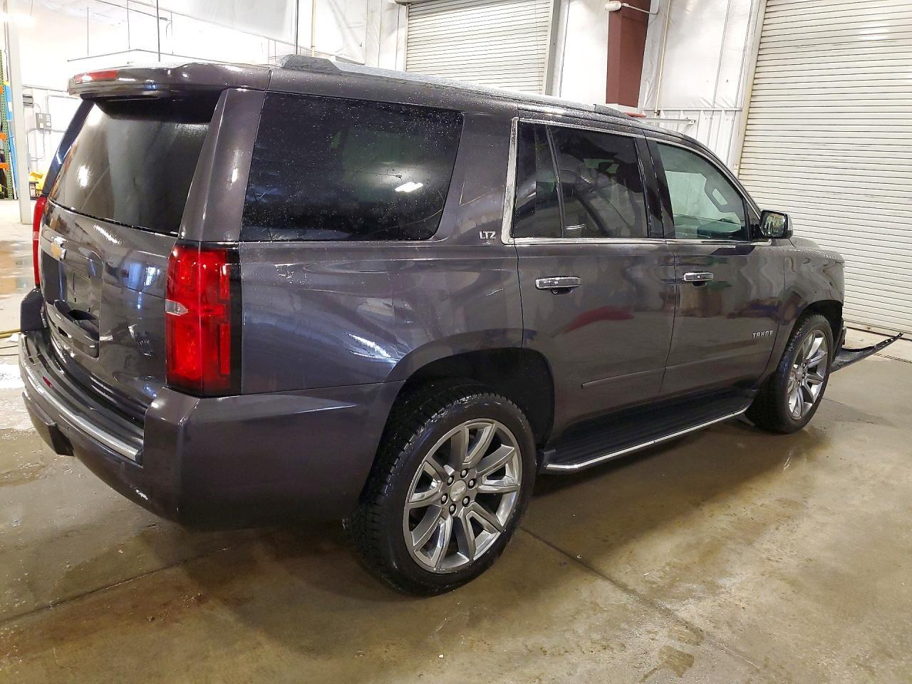 2016 Chevrolet Tahoe K1500 Ltz - zdjęcie 3