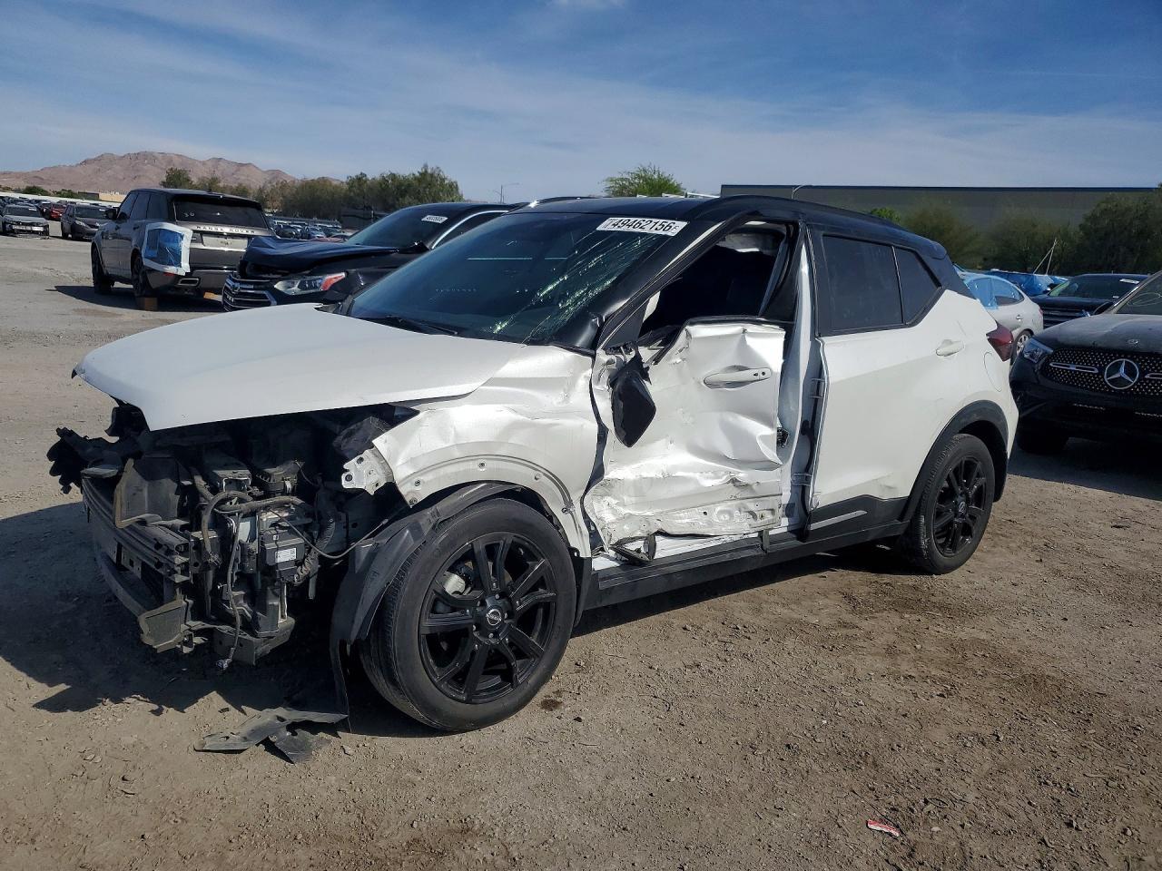 2023 Nissan Kicks Sr - zdjęcie główne