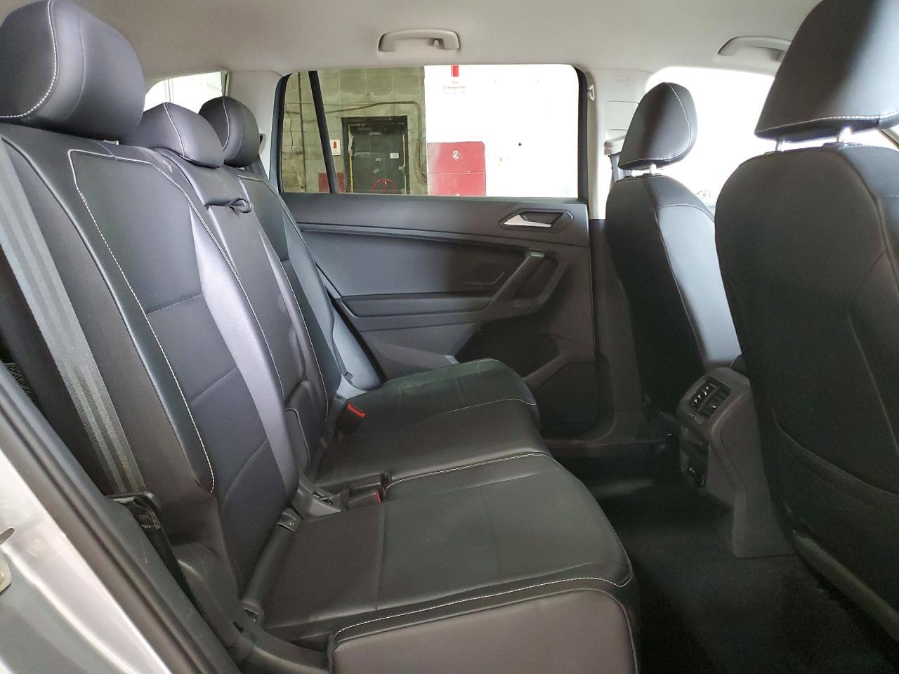 2021 Volkswagen Tiguan Se - zdjęcie 11