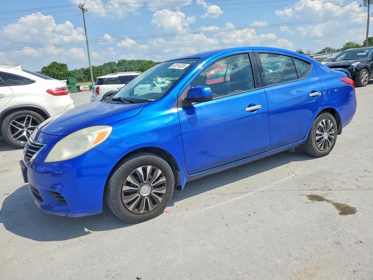 2014 Nissan Versa - zdjęcie główne