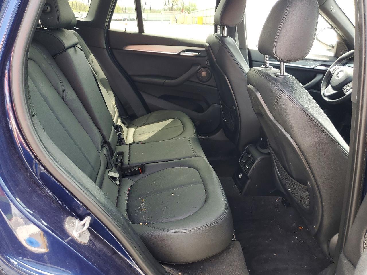 2016 BMW X1 xDrive28I - zdjęcie 11