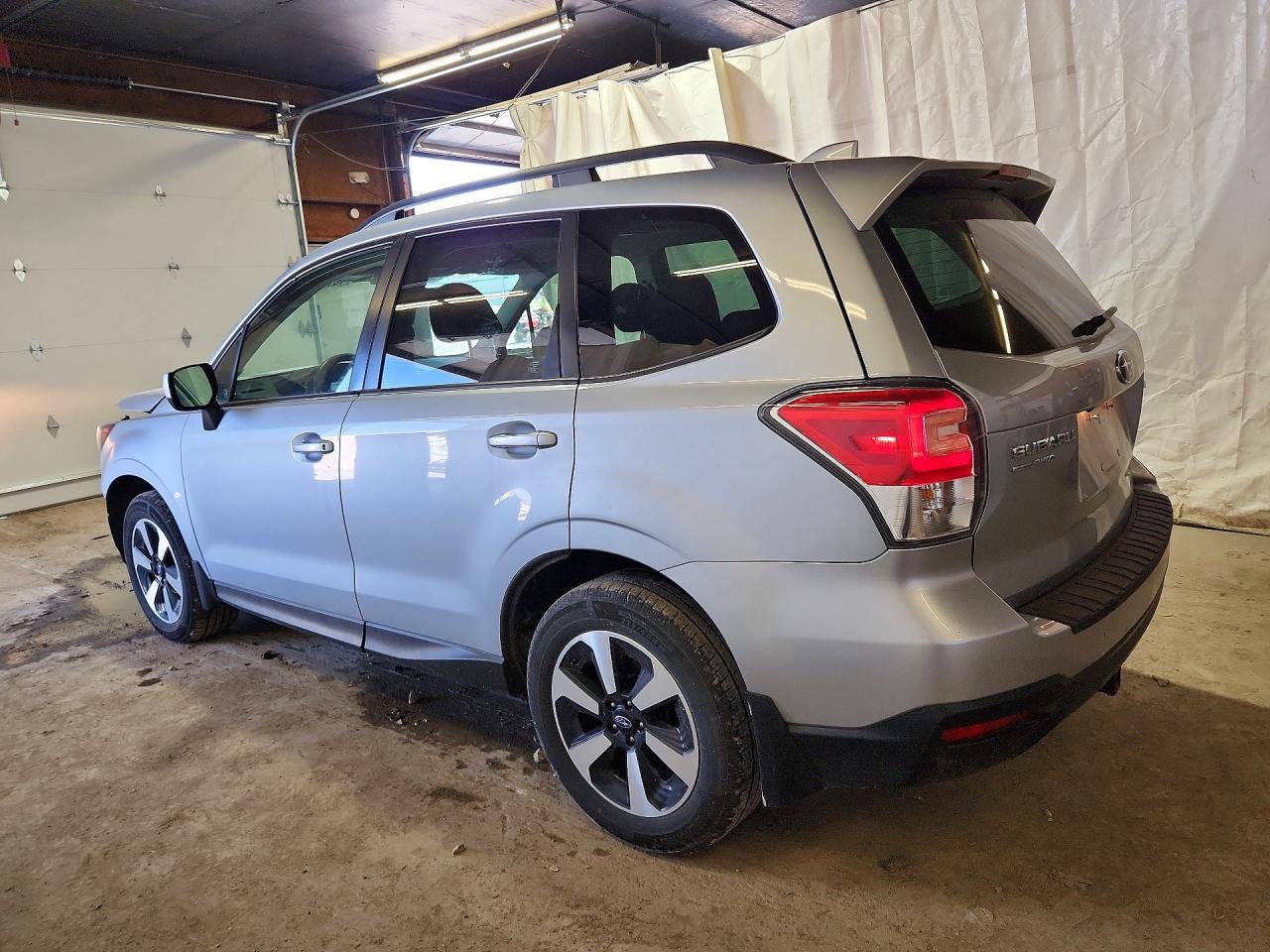2018 Subaru Forester 2.5I Premium - zdjęcie 2