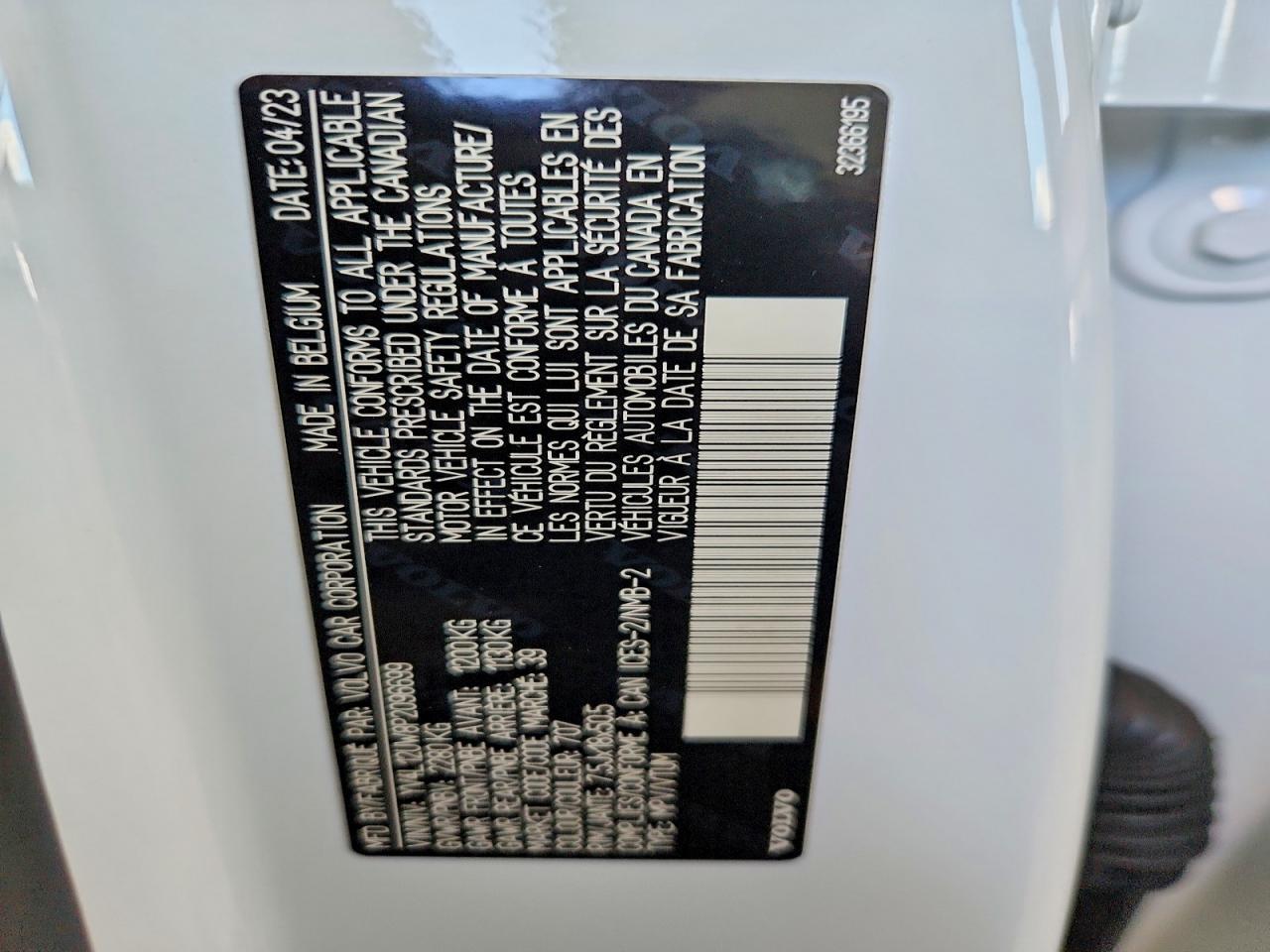 2023 Volvo Xc40 Plus - zdjęcie 13