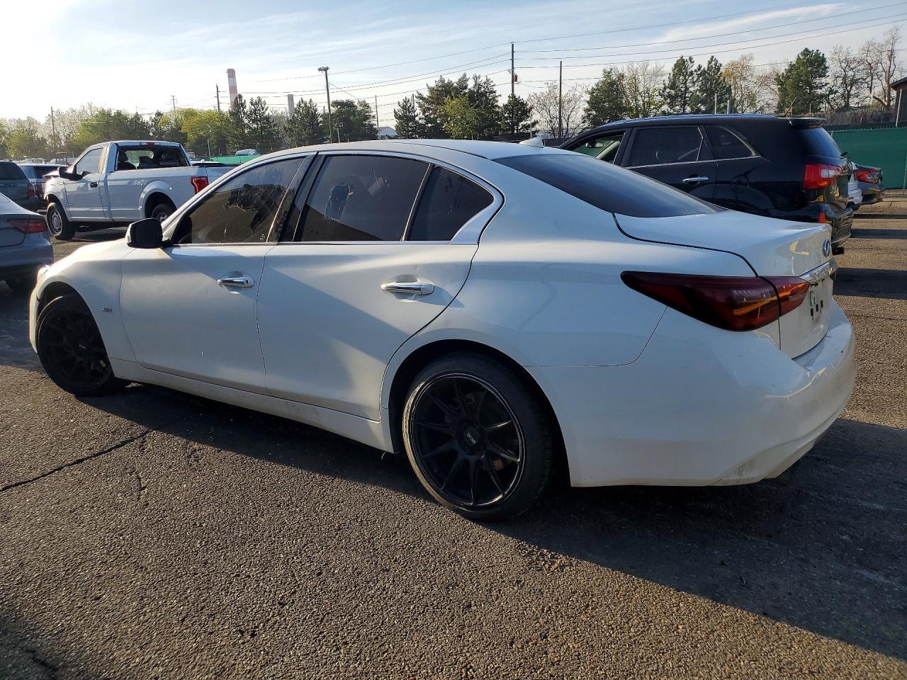 2019 Infiniti Q50 Pure - zdjęcie 2