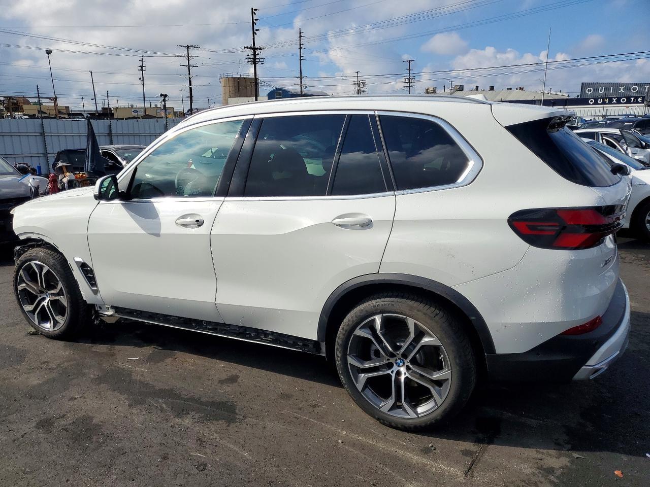 2025 BMW X5 Sdrive 40I - zdjęcie 2