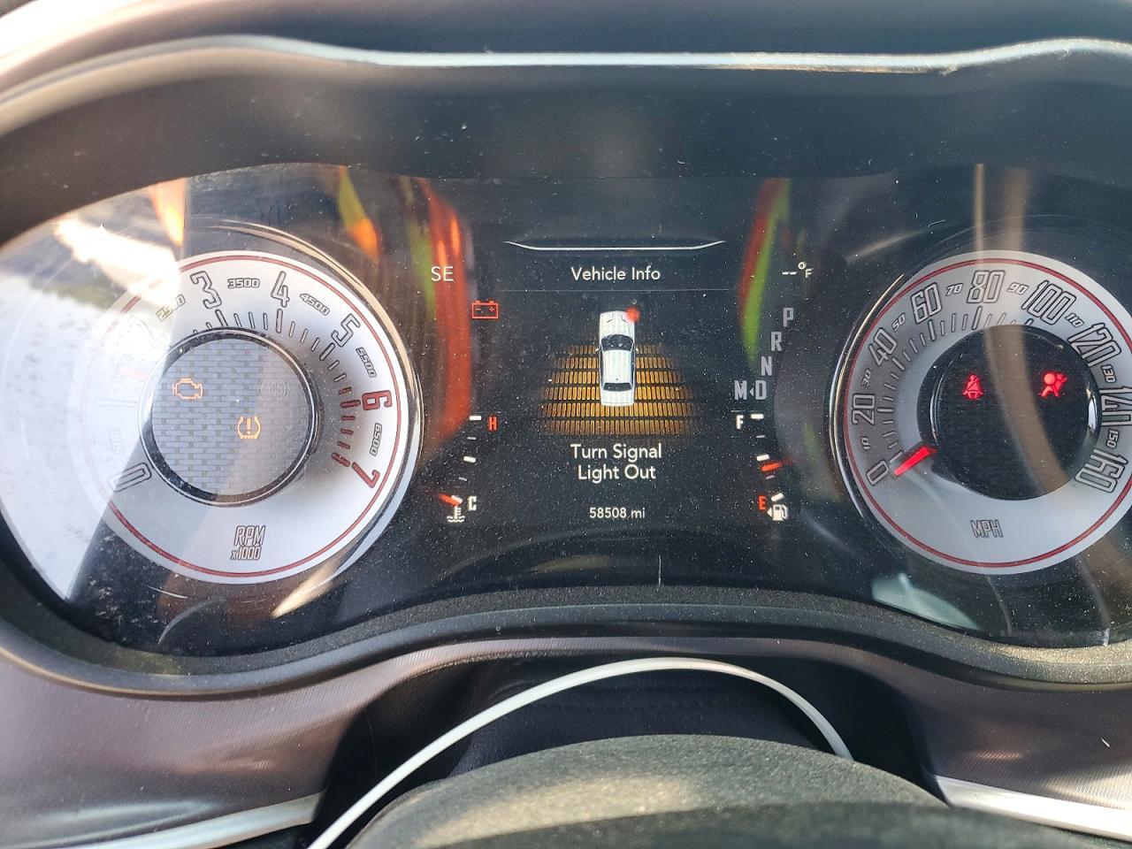2021 Dodge Challenger R - zdjęcie 9