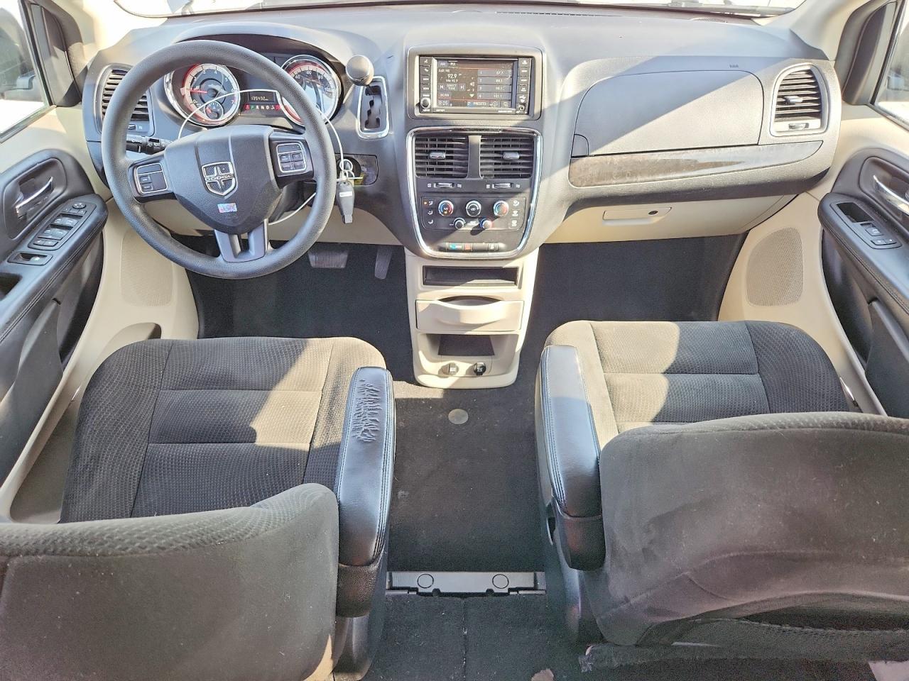 2017 Dodge Grand Caravan Se - zdjęcie 8