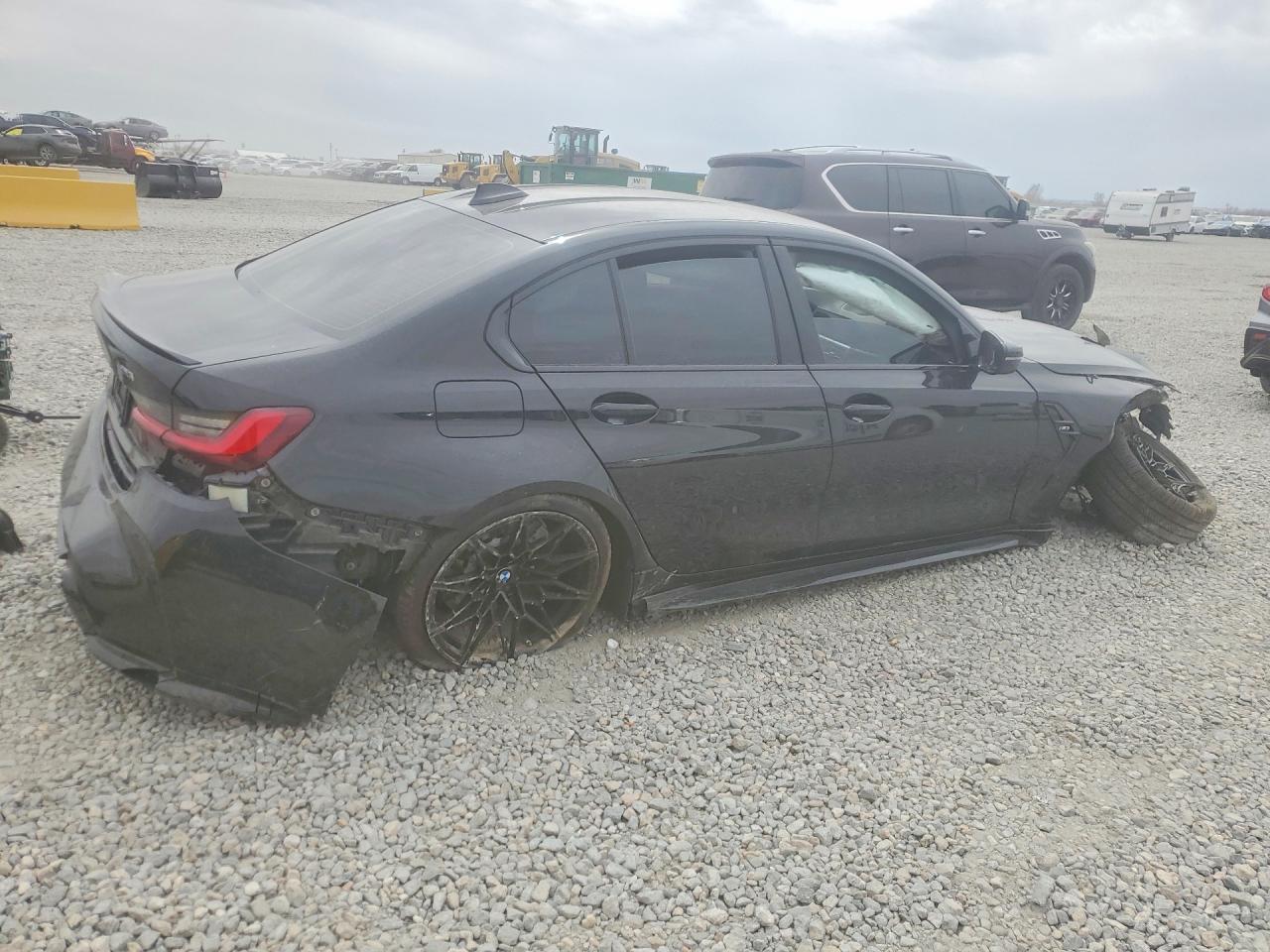 2022 BMW M3 - zdjęcie 3