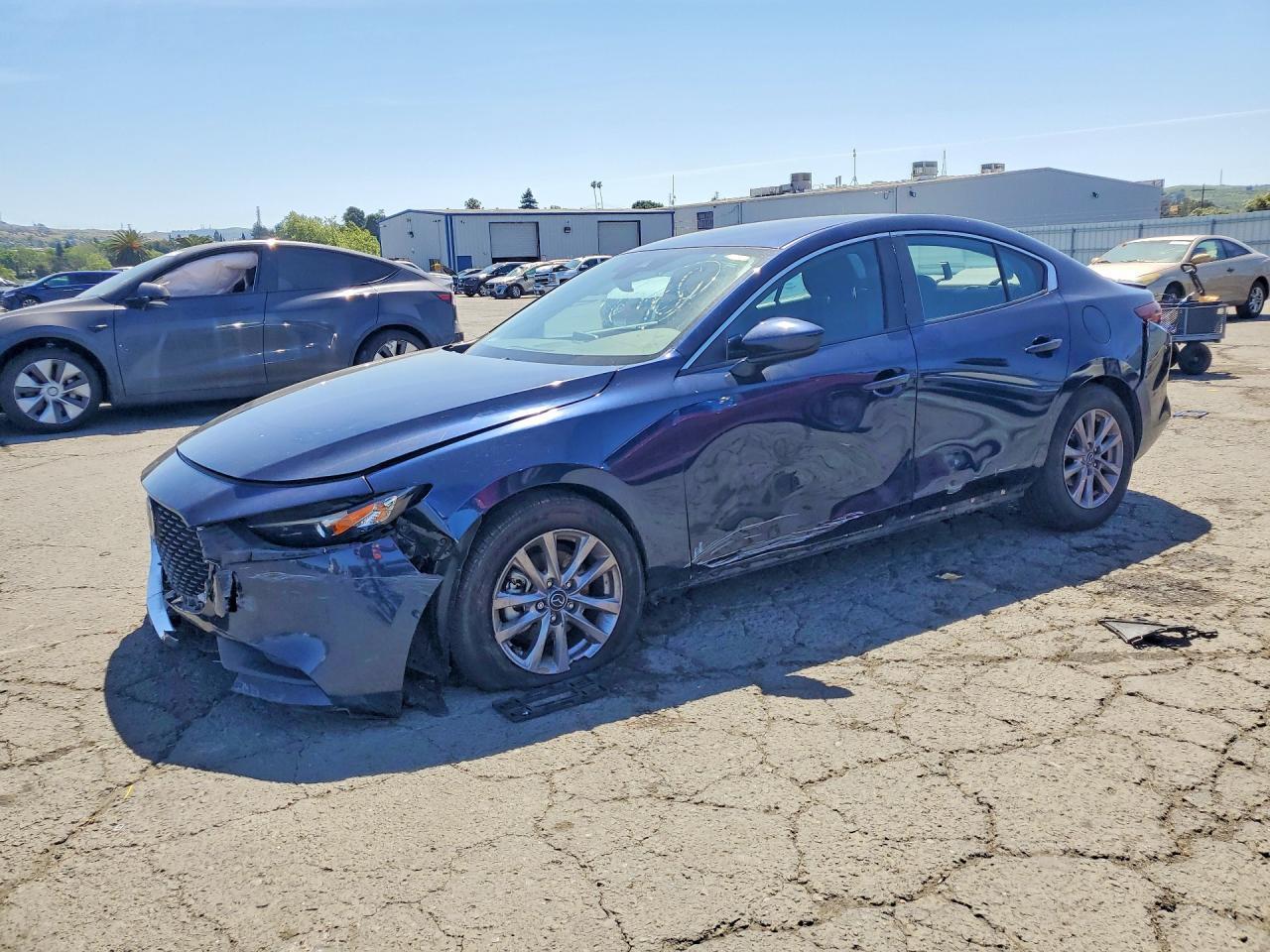 2021 Mazda 3 - zdjęcie główne