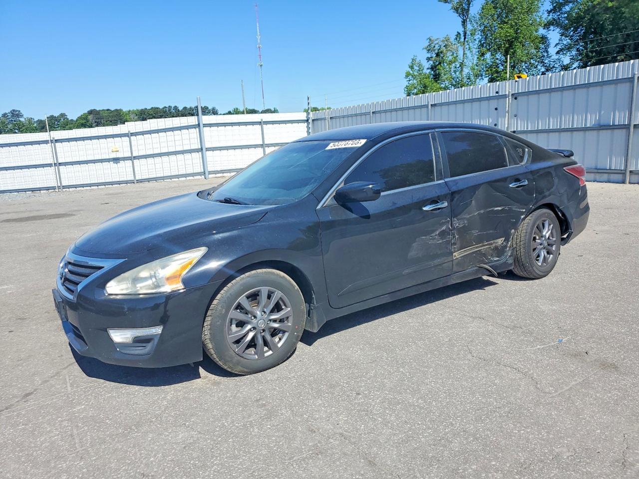 2015 Nissan Altima 2.5 S - zdjęcie główne