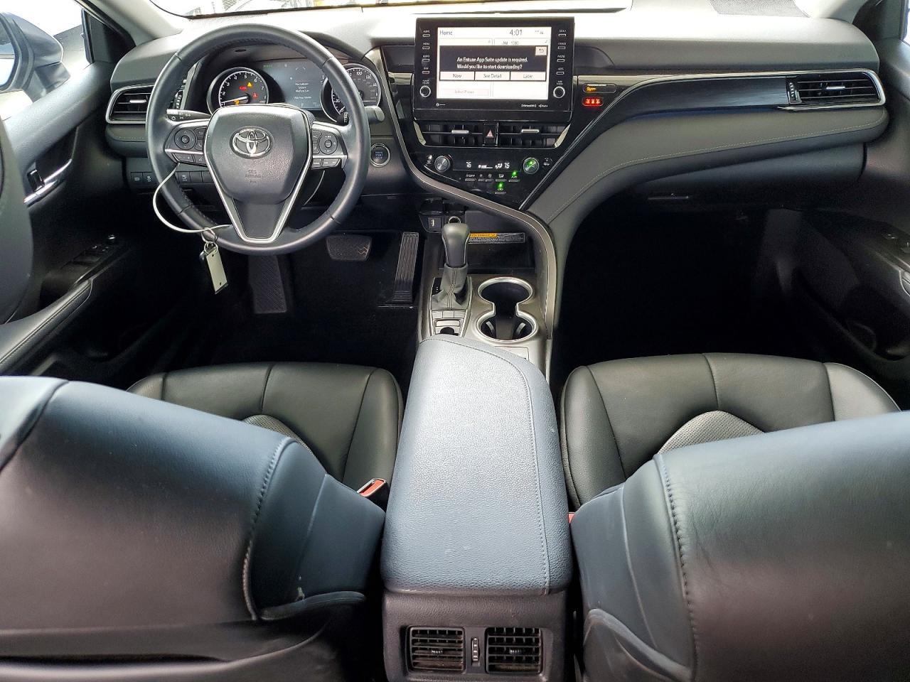 2021 Toyota Camry Xle - zdjęcie 8
