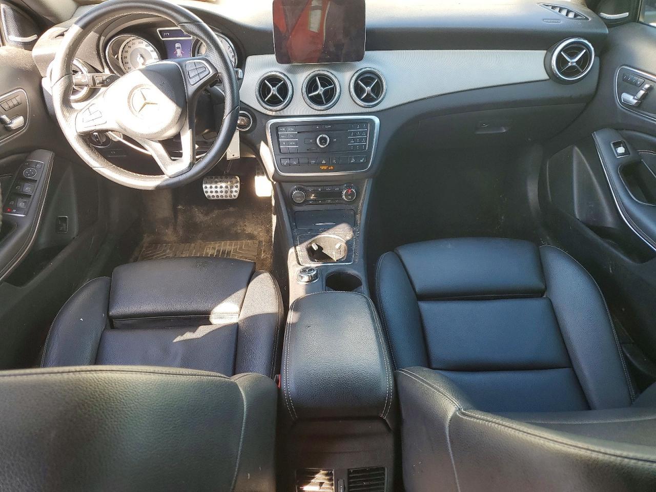 2017 Mercedes-Benz Gla 250 4Matic - zdjęcie 8