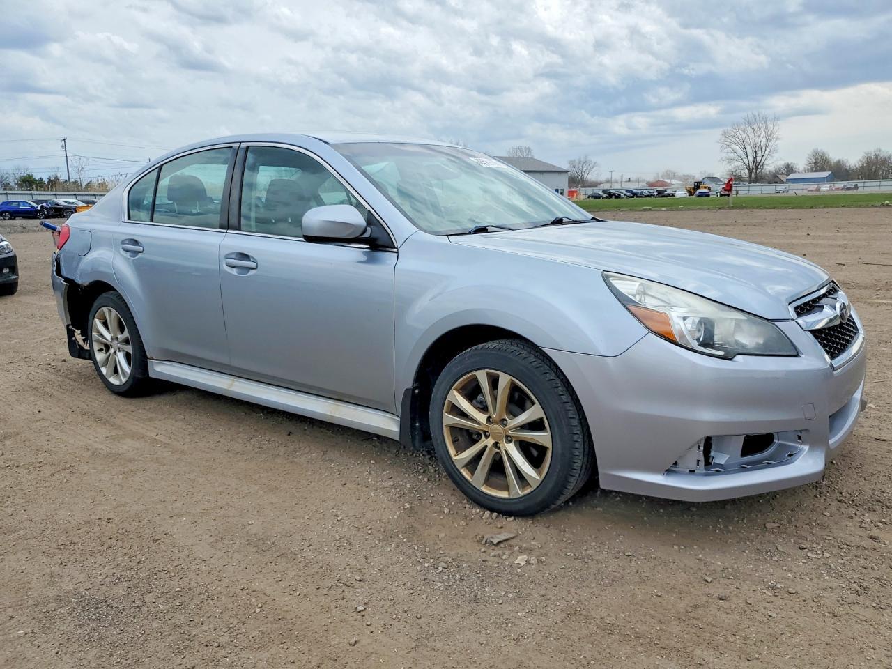 2014 Subaru Legacy 2.5I Premium - zdjęcie 4