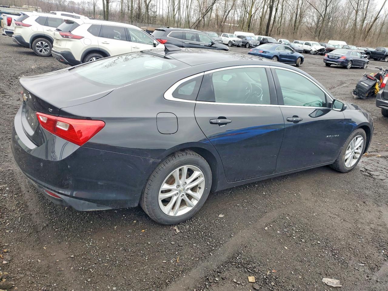 2017 Chevrolet Malibu Lt - zdjęcie 3