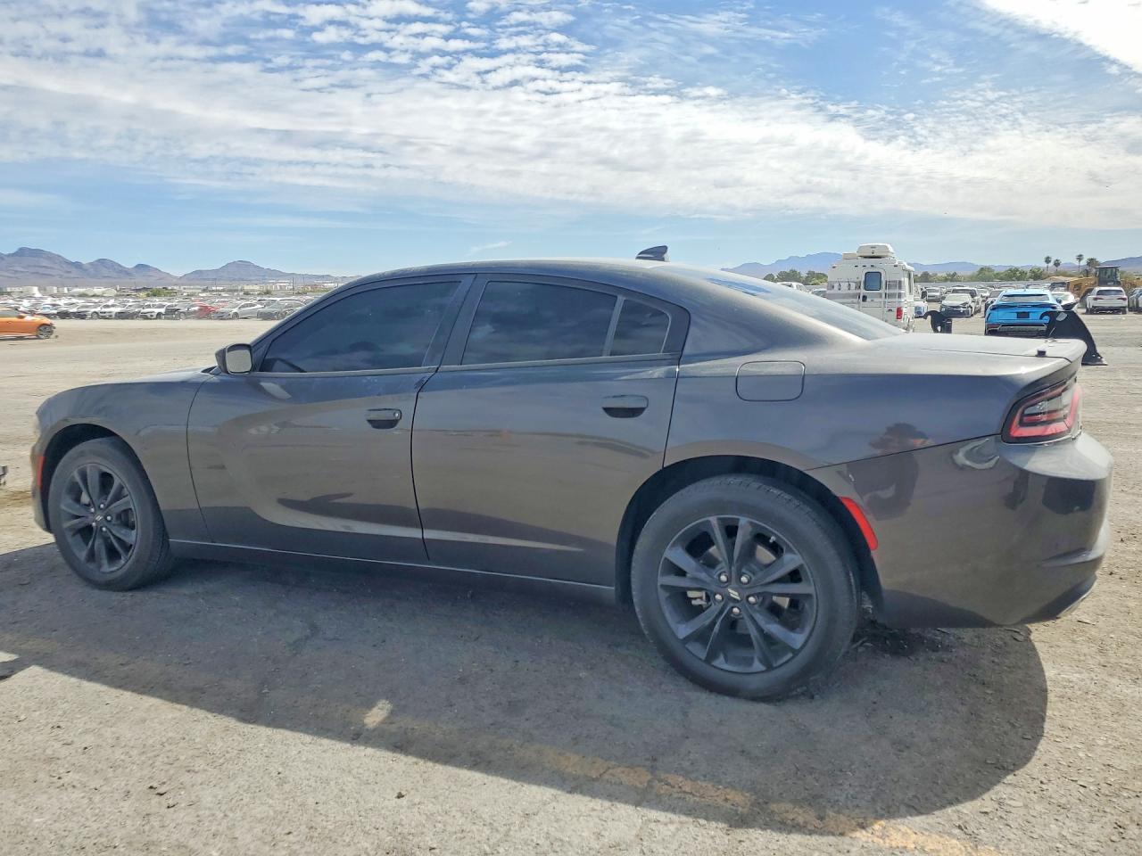 2023 Dodge Charger Sxt - zdjęcie 2