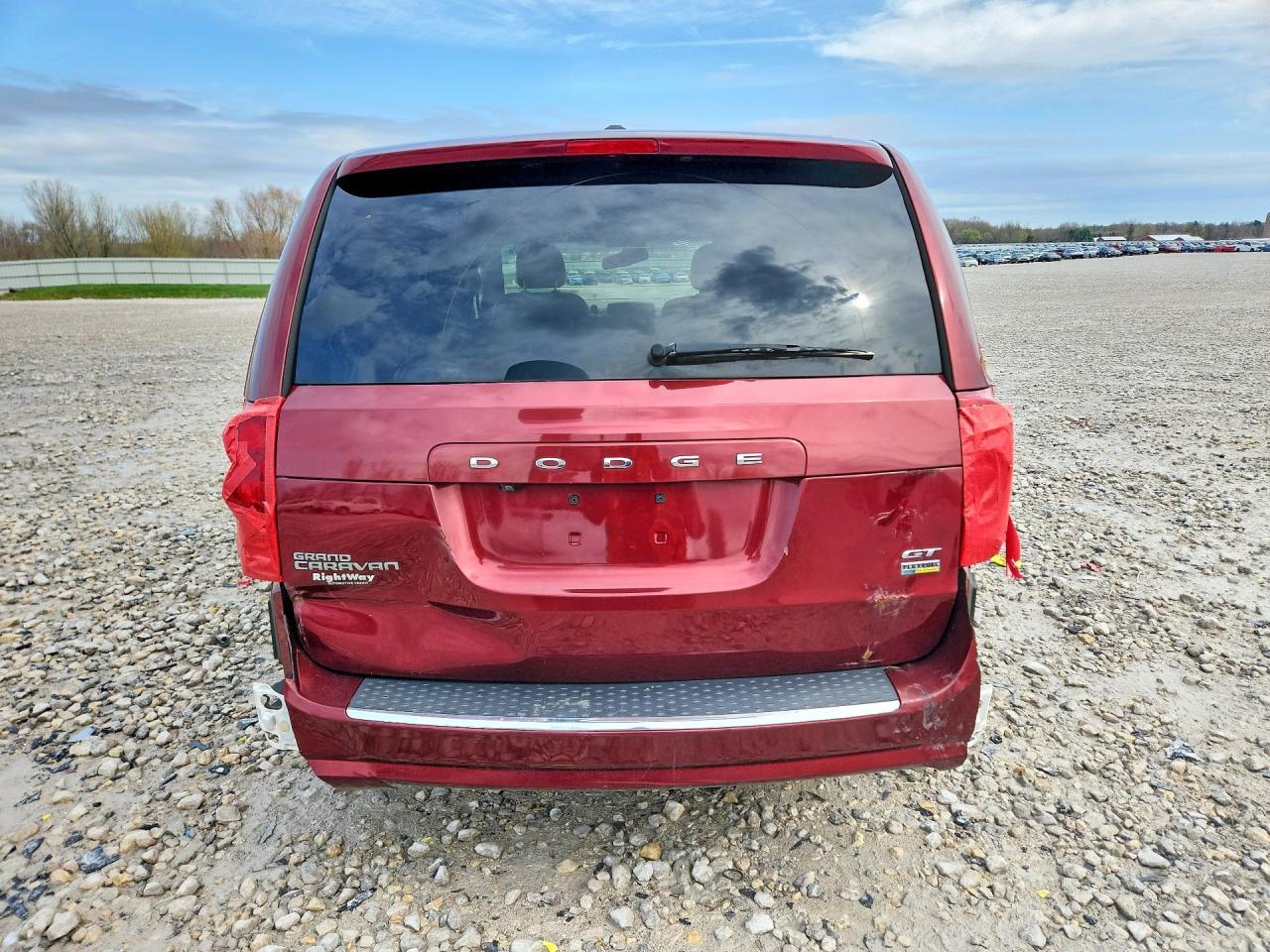 2017 Dodge Grand Caravan Gt - zdjęcie 6