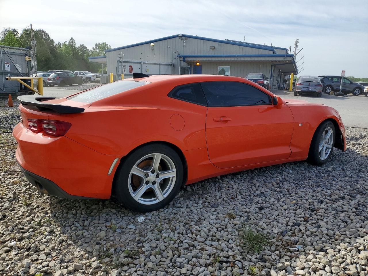 2019 Chevrolet Camaro Ls - zdjęcie 3