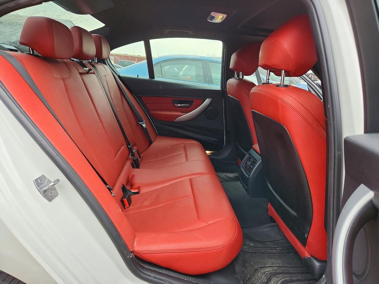 2015 BMW 328 Xi - zdjęcie 10