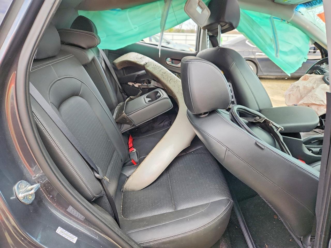 2021 Hyundai Kona Limited - zdjęcie 11