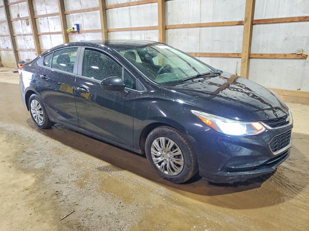 2018 Chevrolet Cruze Ls - zdjęcie 4