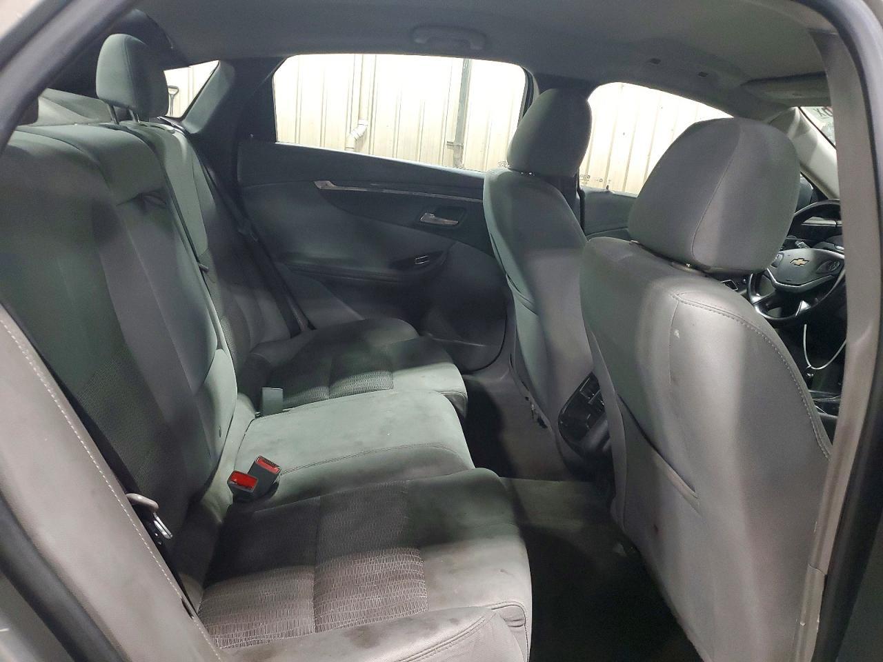 2017 Chevrolet Impala Lt - zdjęcie 10
