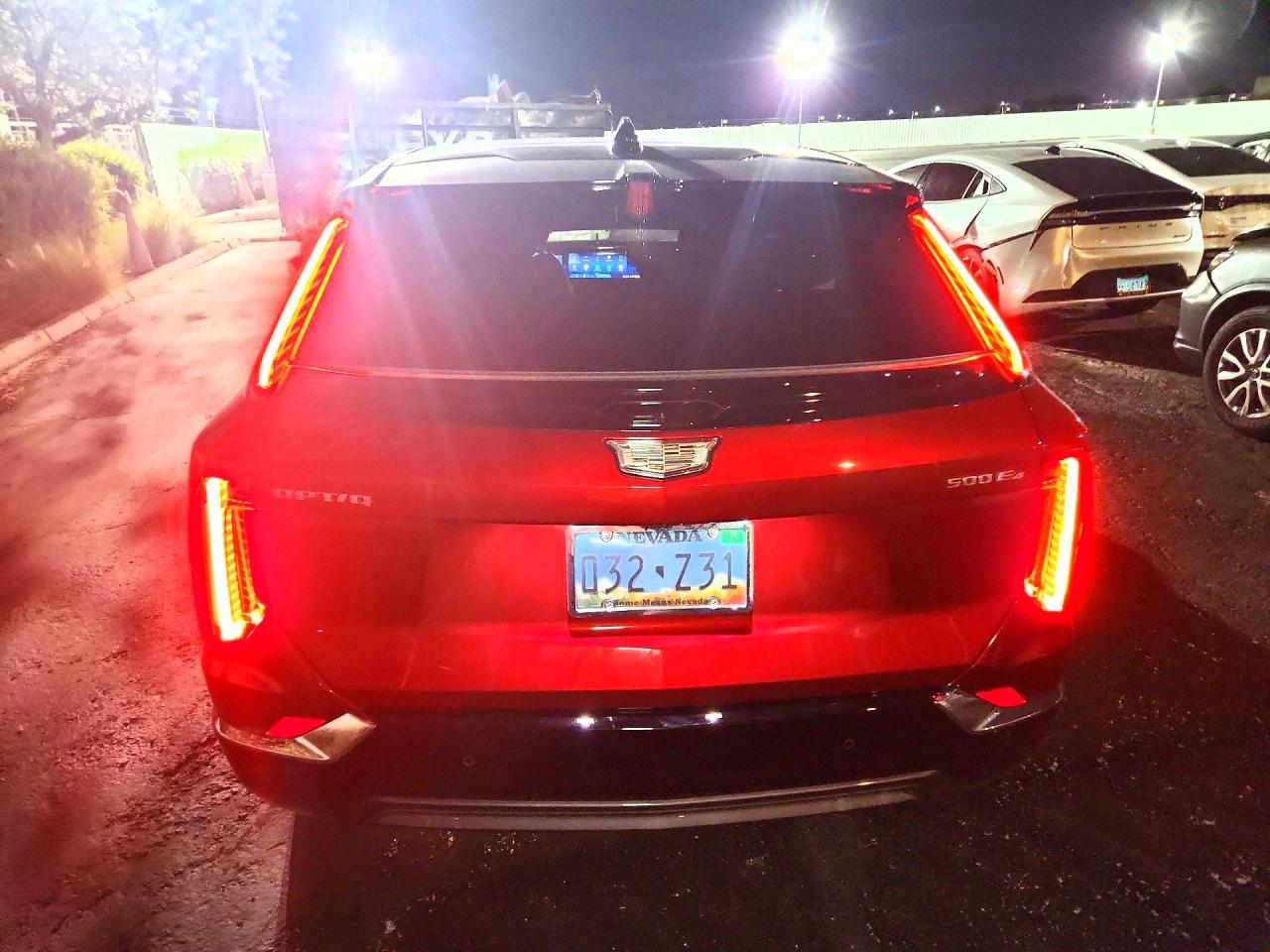 2025 Cadillac Optiq Luxury - zdjęcie 6
