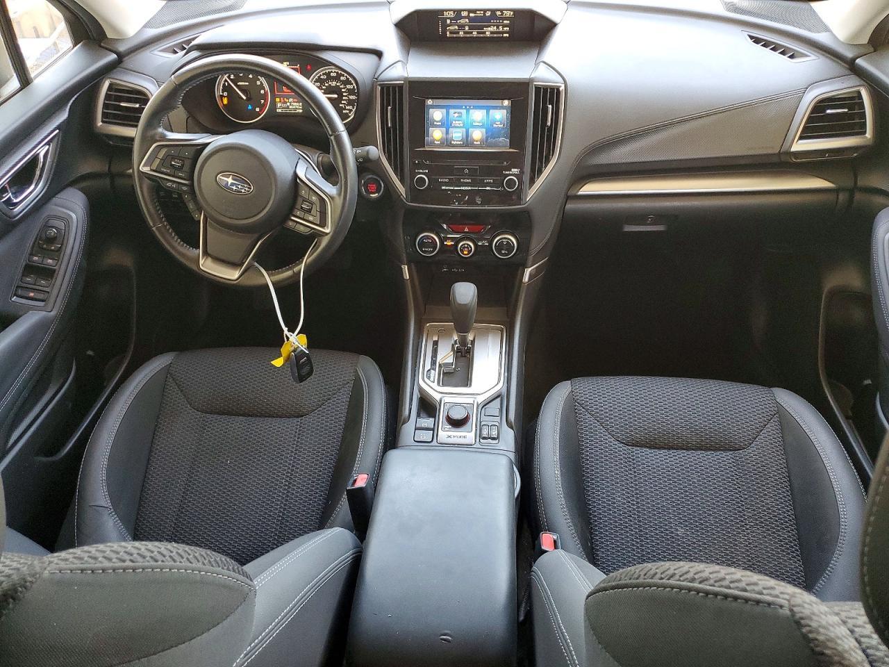 2021 Subaru Forester Premium - zdjęcie 8