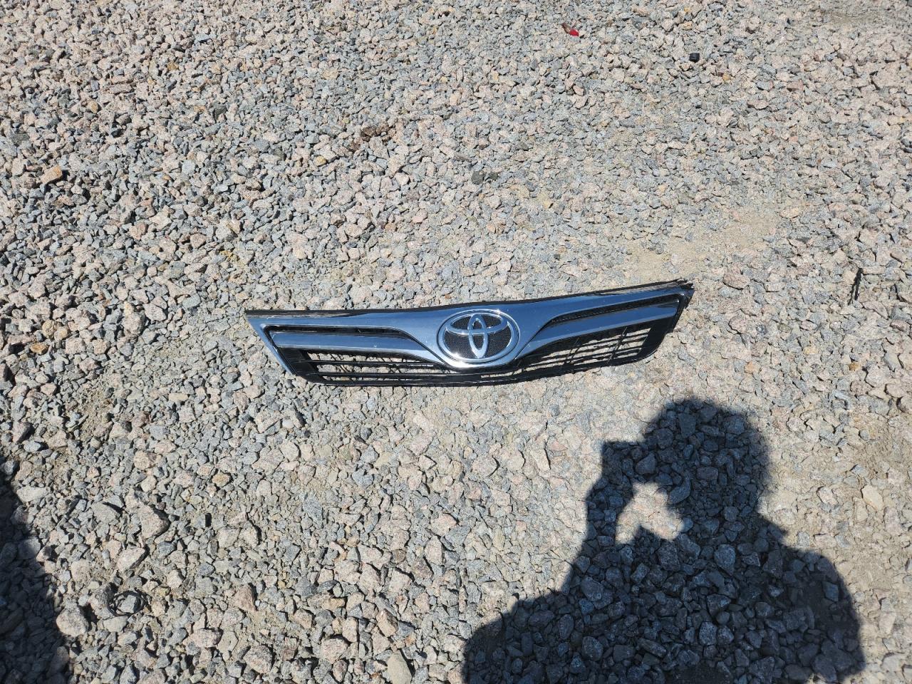2014 Toyota Camry Le - zdjęcie 12