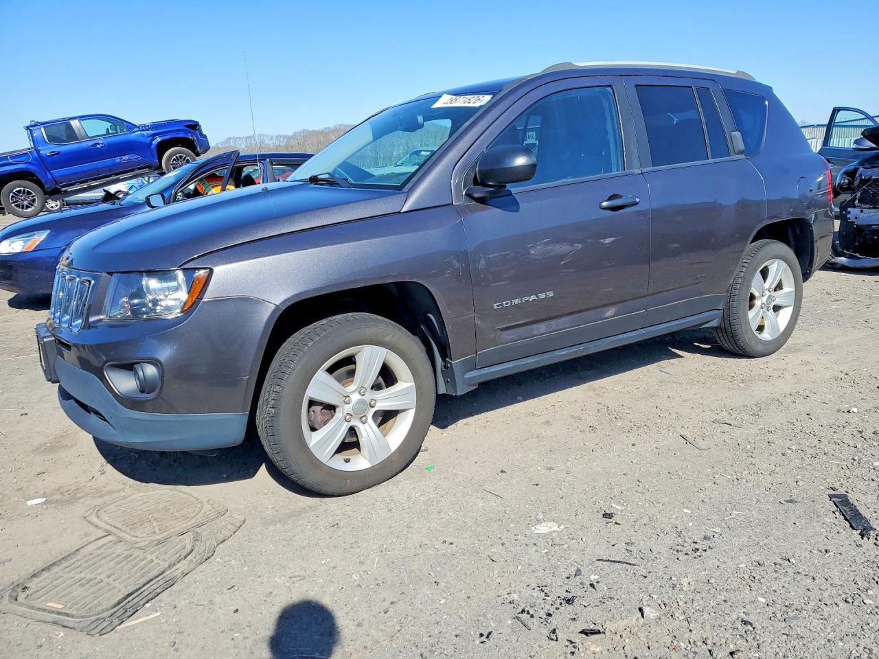 2017 Jeep Compass Sport - zdjęcie główne