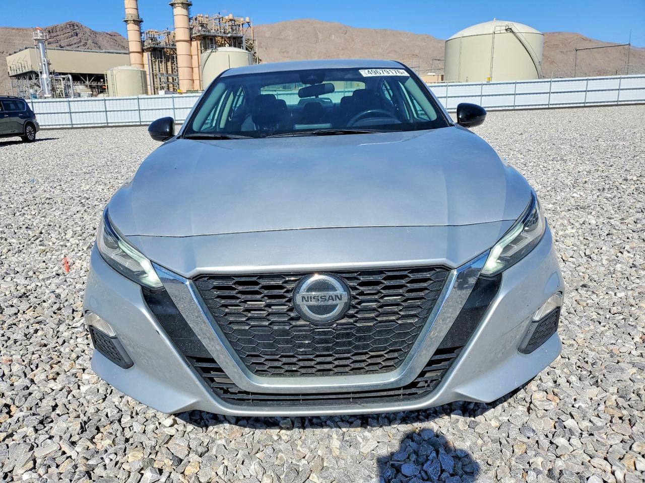 2021 Nissan Altima Sr - zdjęcie 5