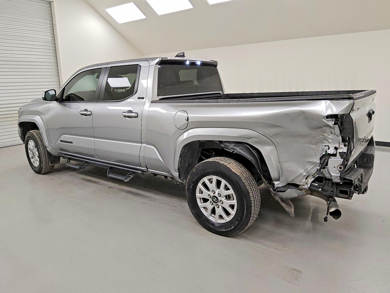 2024 Toyota Tacoma Sr5 - zdjęcie 2