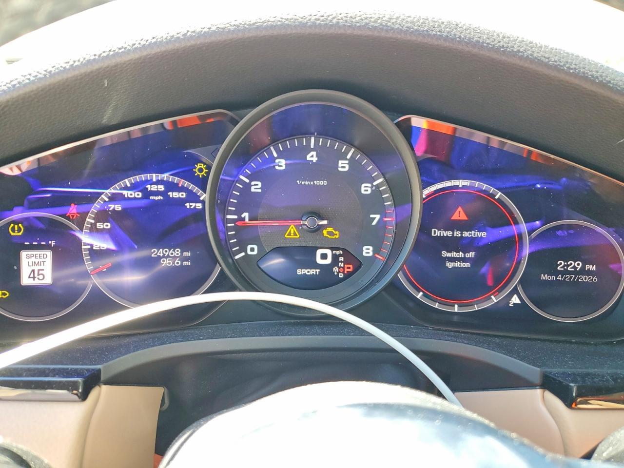 2022 Porsche Cayenne - zdjęcie 9