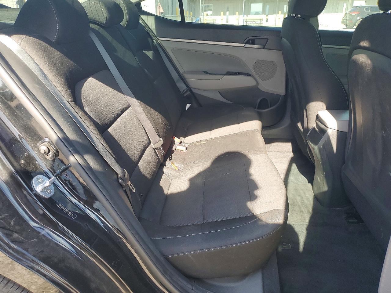 2017 Hyundai Elantra Se - zdjęcie 10