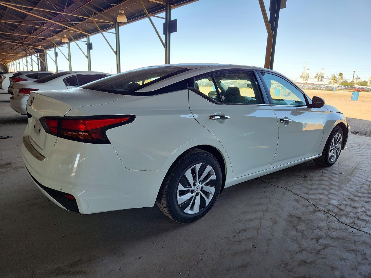 2024 Nissan Altima 2.5 S - zdjęcie 3