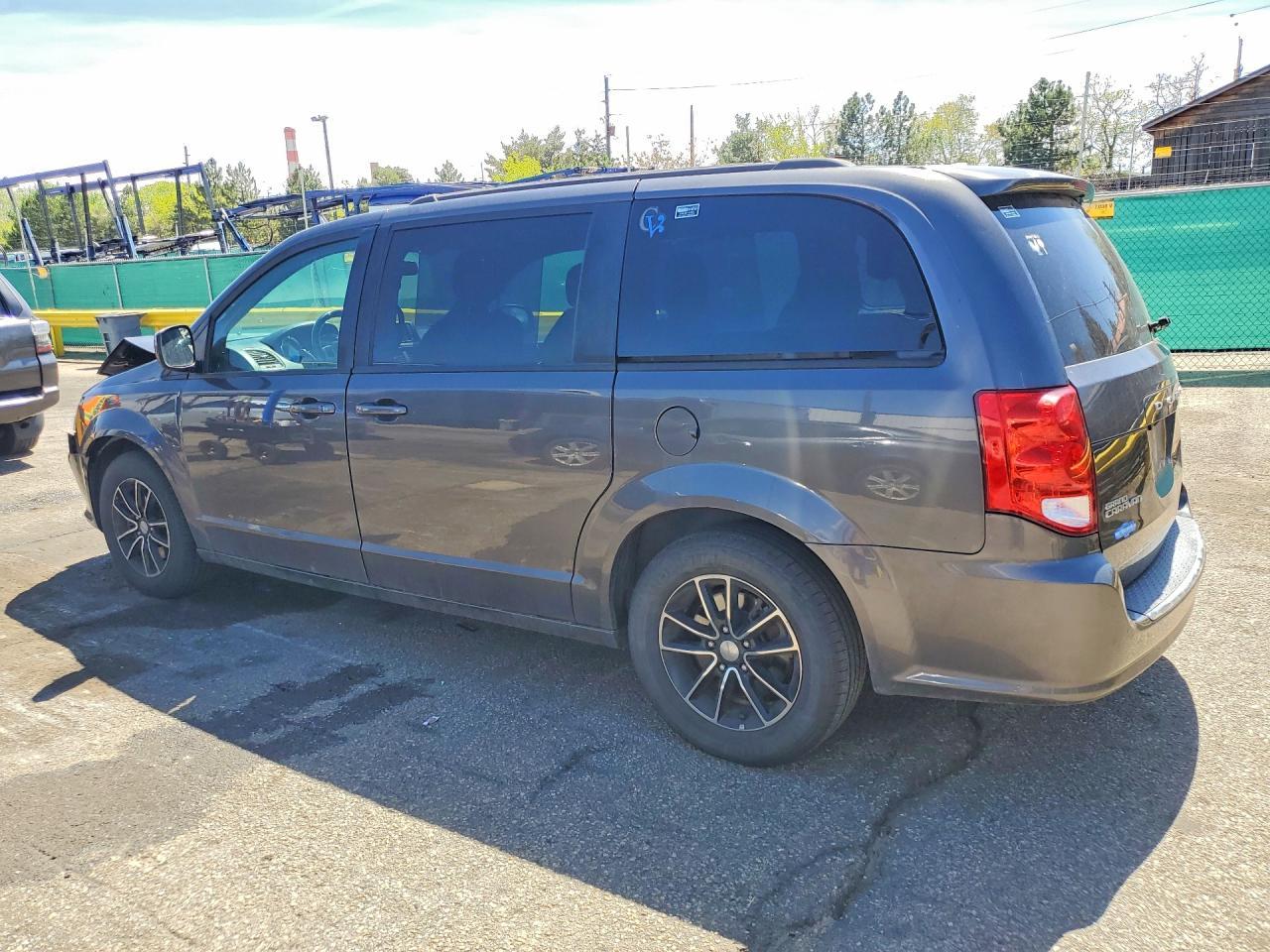 2018 Dodge Grand Caravan Gt - zdjęcie 2