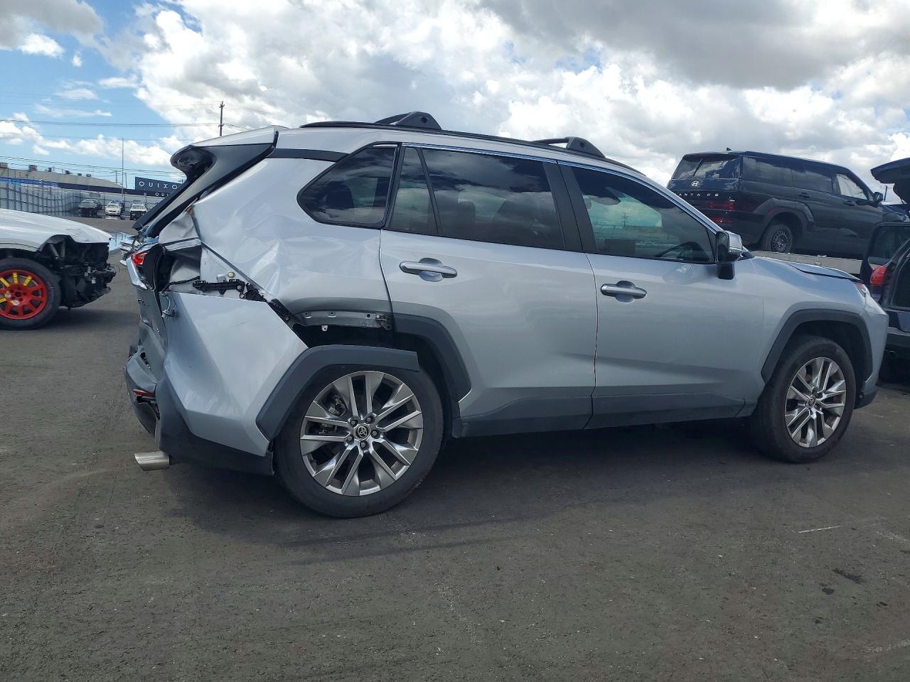2021 Toyota Rav4 Xle Premium - zdjęcie 3