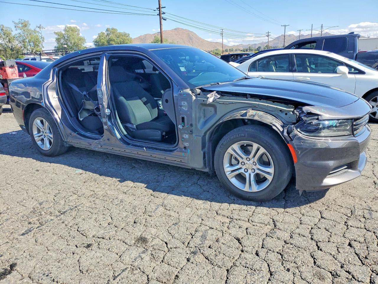 2023 Dodge Charger Sxt - zdjęcie 4